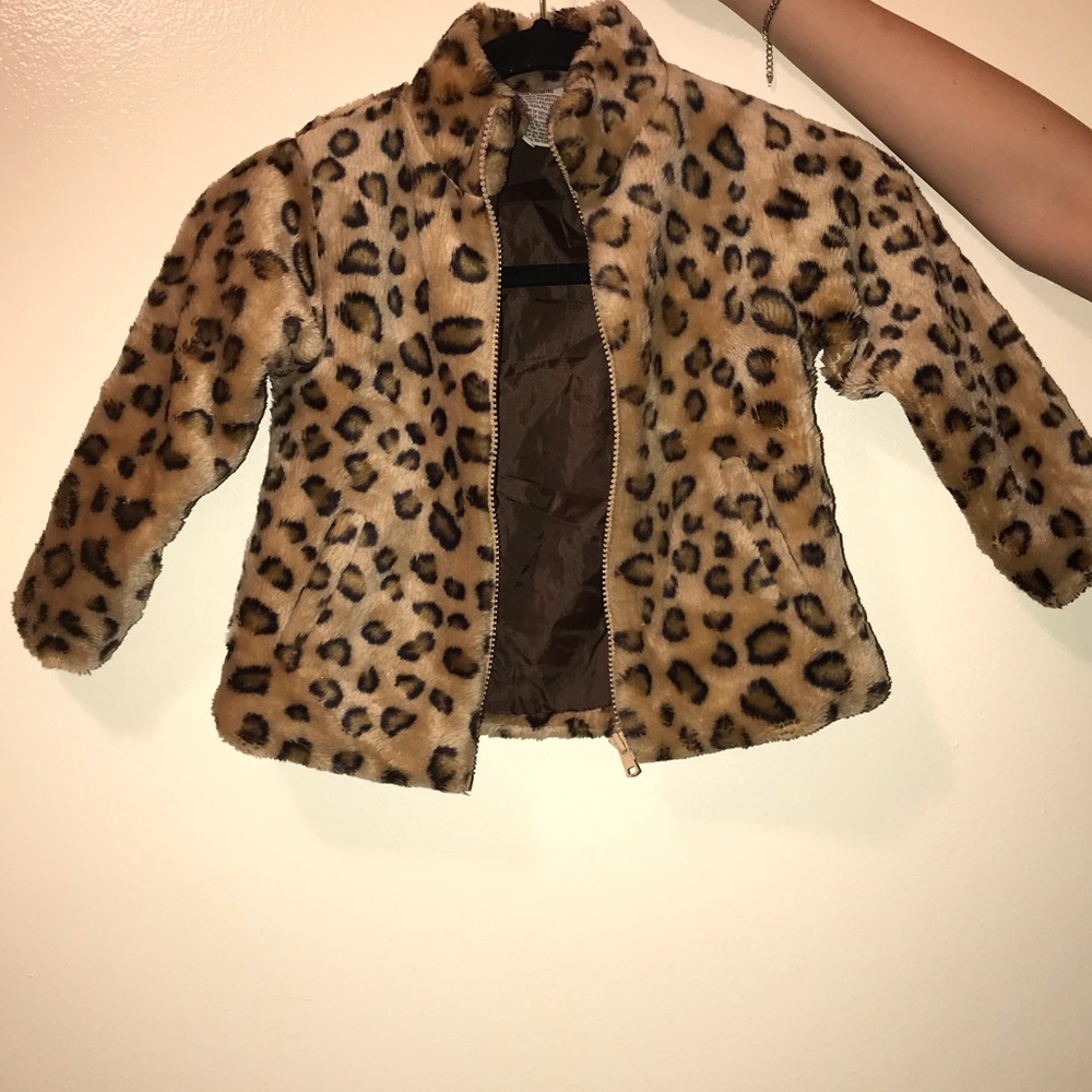 Leopard coat 🐆 that would keep your baby warm😊